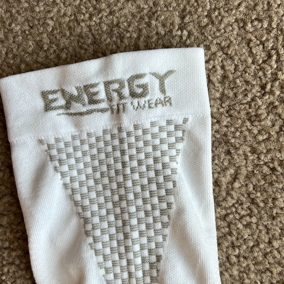 Womens XXL support socks, compression, size 9-12, white, 20-30mmHg - Picture 2 of 3